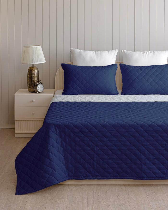 Quilted Dohar – Navy Blue & Silver Grey