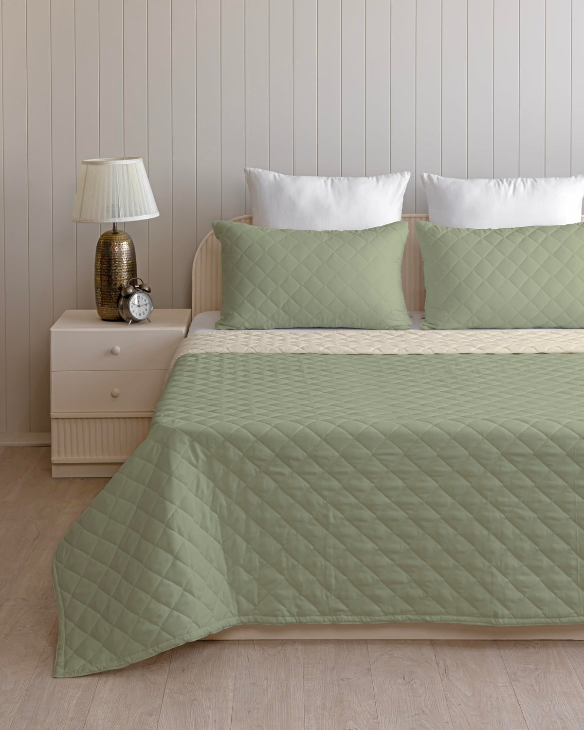 Westy Home quilted dohar, Pearl & Moss, pillow and quilt detail