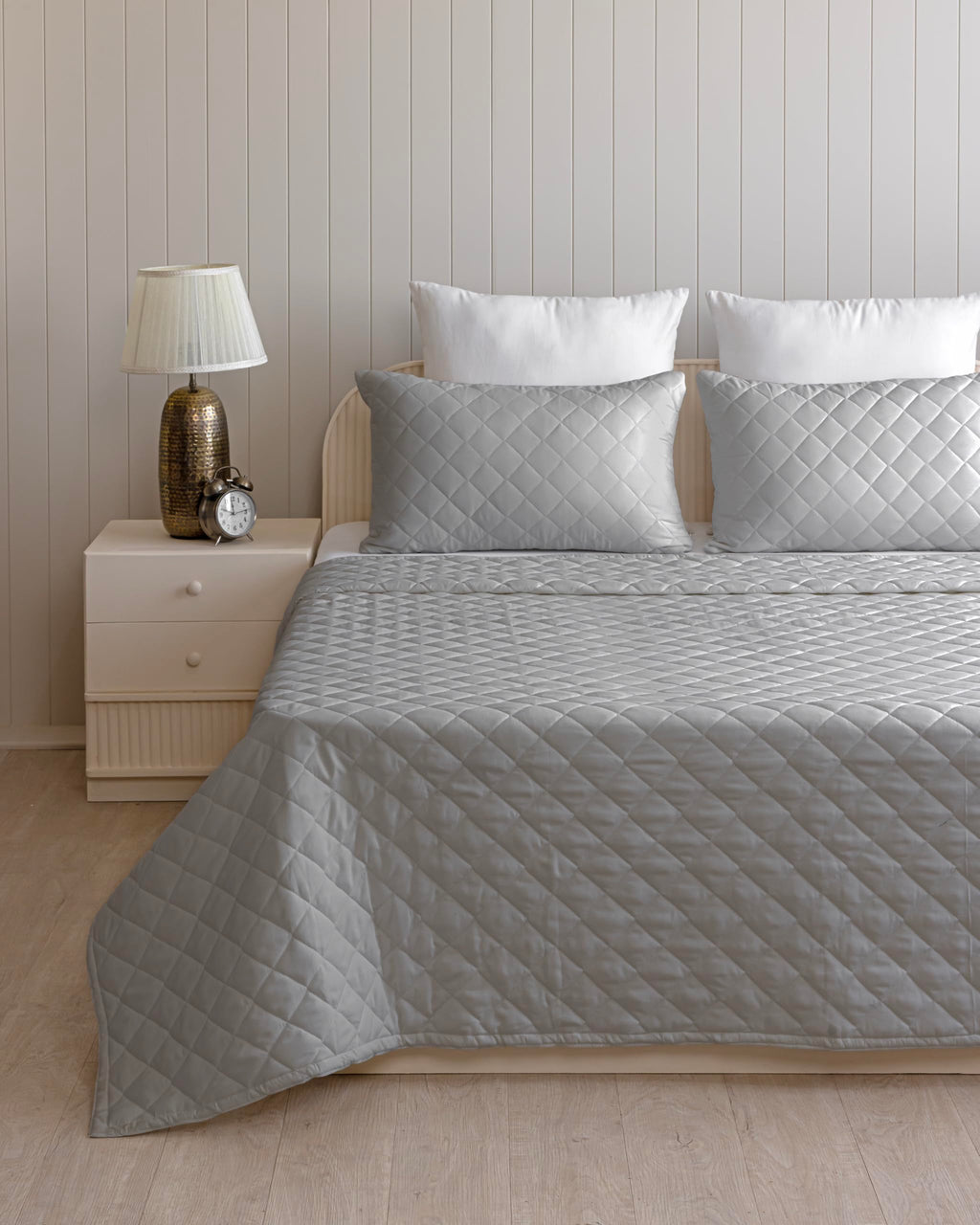 Westy Home quilted dohar, Silver Grey, pillow and quilt detail