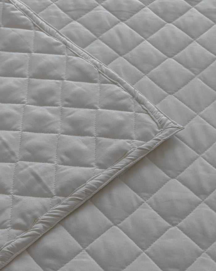 Quilted Dohar – Silver Grey